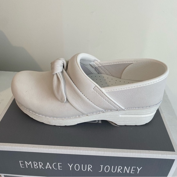 Dansko Pro Bow Nappa Professional Leather Clogs Shoes White Sz 39 US 8 - Picture 11 of 16